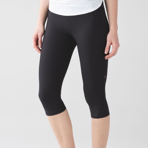 🍁50% Off Sale 🍁 Lululemon Tight Stuff Crop - Picture 1 of 12